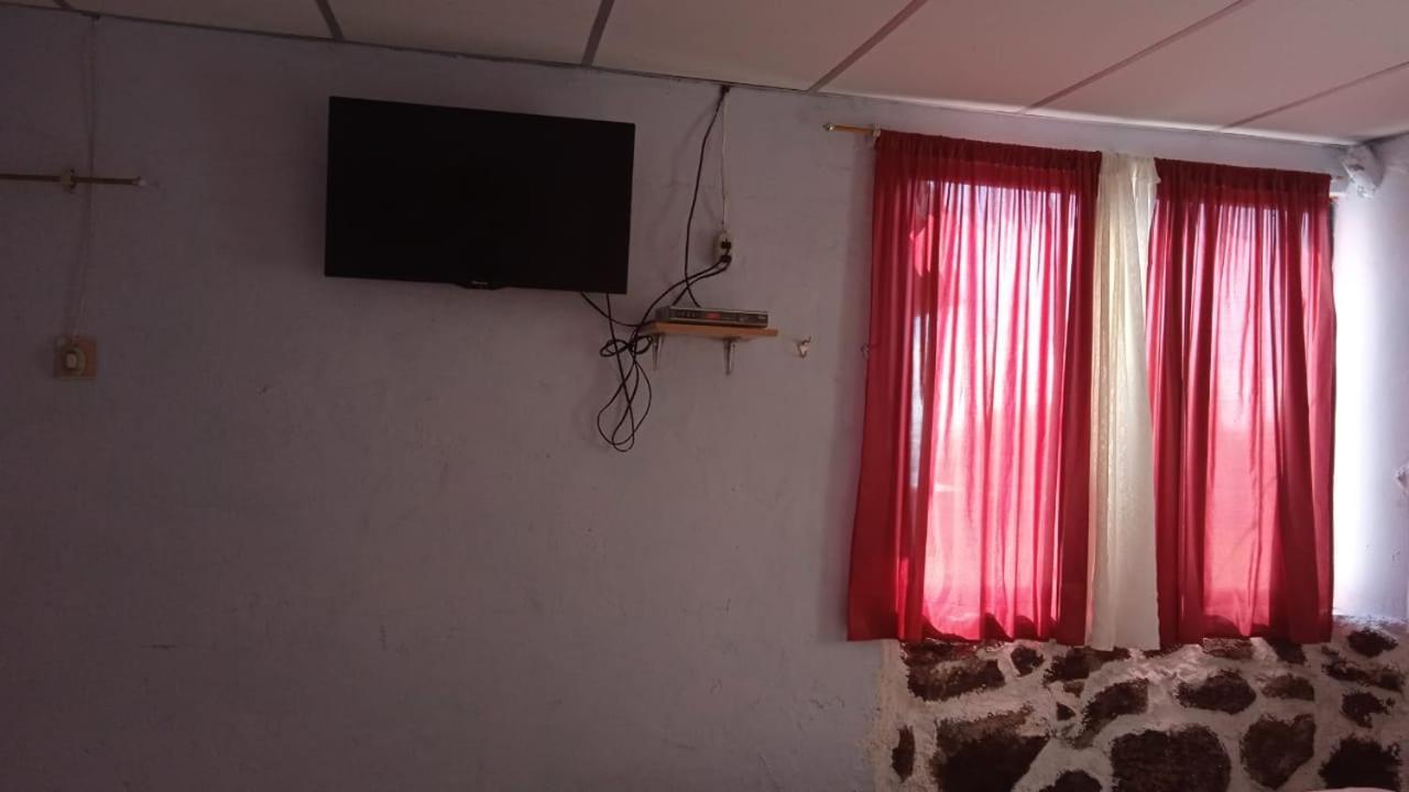 פוארטו בקריסו מורנו Hostal Cabanas Don Jorge מראה חיצוני תמונה
